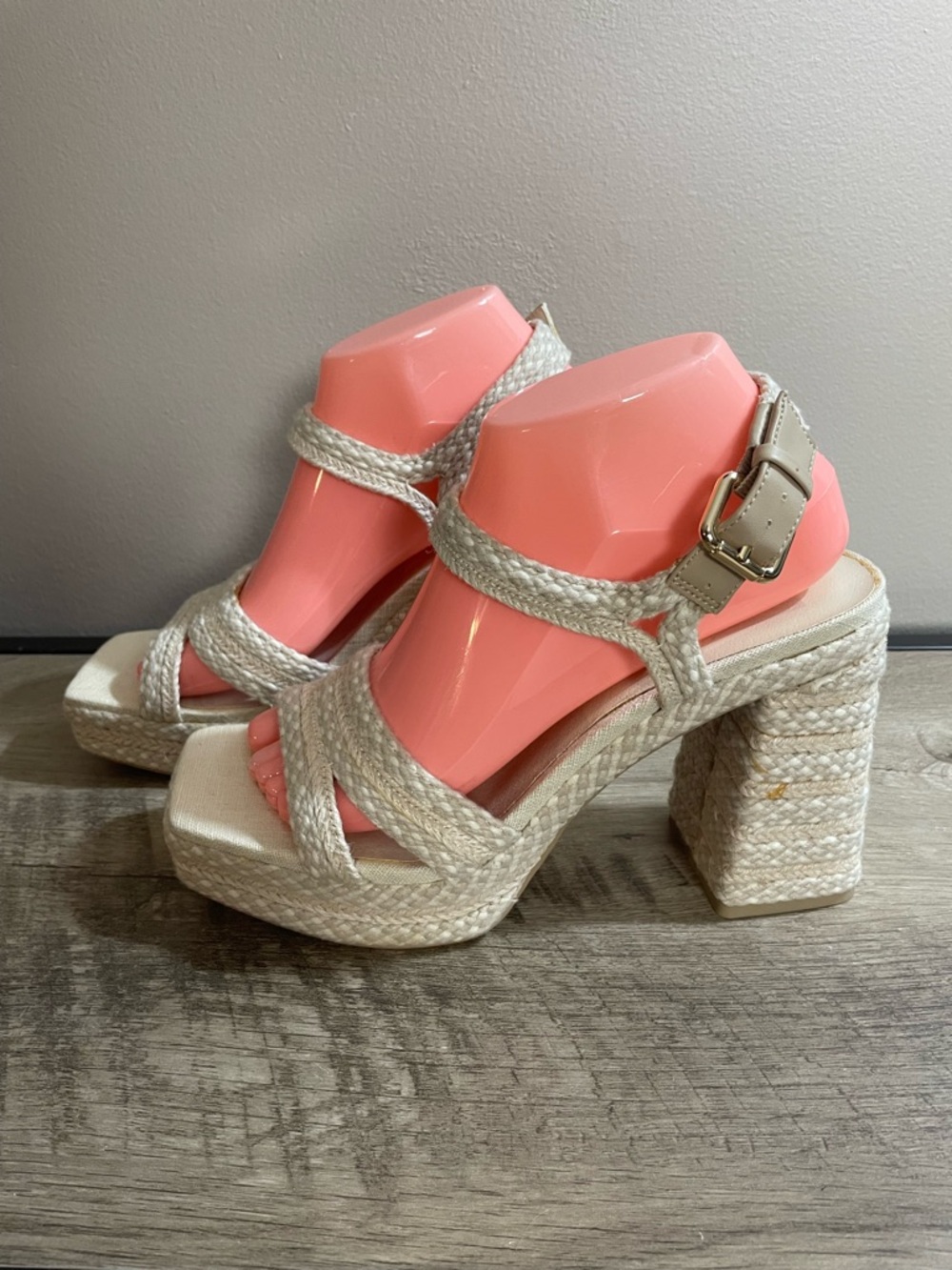 Women's DOLCE VITA Leght Beige ANIRA PEARL Woven PLATFORM Summer SANDALS 8.5